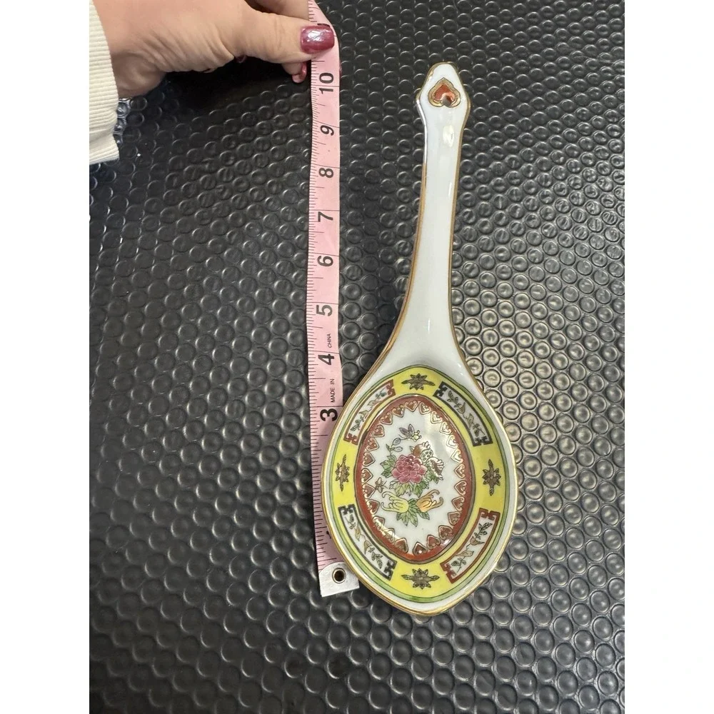 Chinese Porcelain Spoon‎ Rest Famille Rose Style Floral Design Gold Trim 10